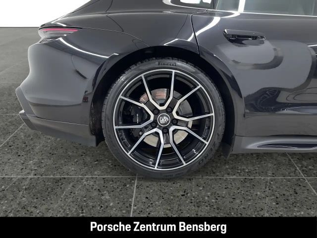 Porsche Taycan Sport Turismo Turbo