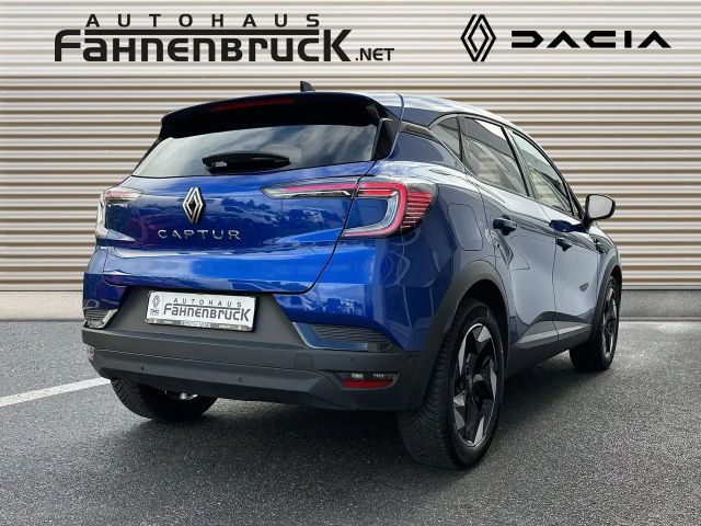 Renault Captur Hybrid TCe 140 Techno