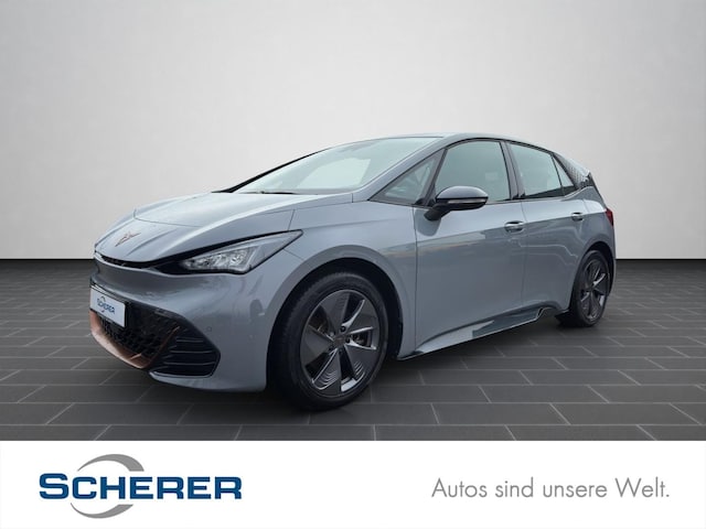 Cupra Born Born LED PDC KAMRA