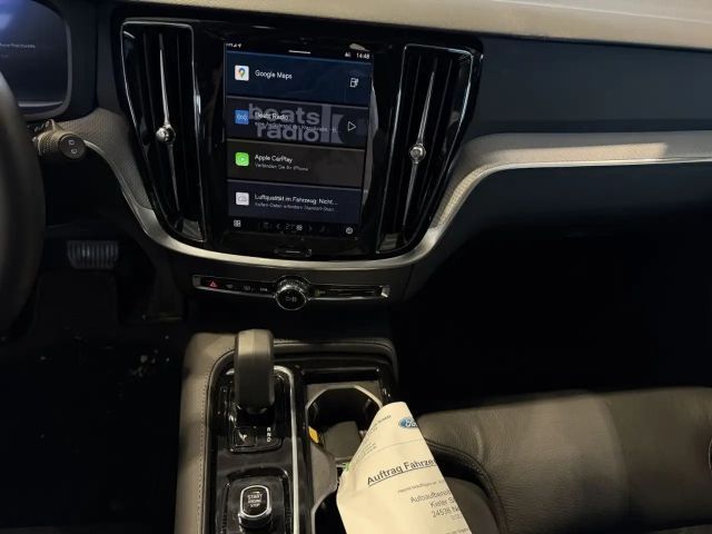 Volvo V60 AWD Dark Hybrid Plus T6