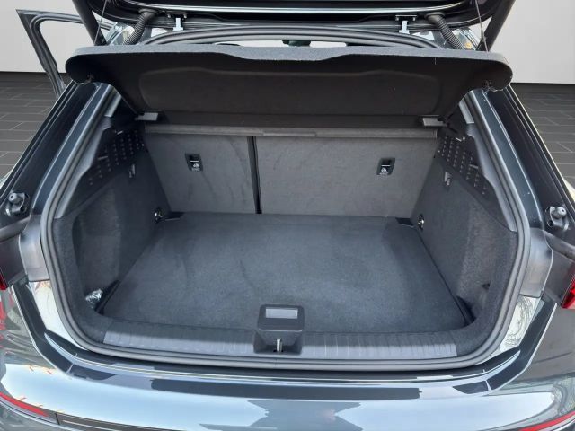 Audi A3 30 TFSI Sedan