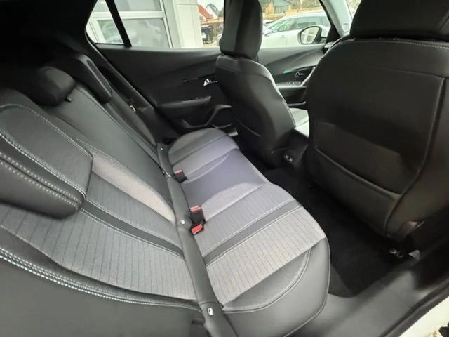 Peugeot E-2008 Allure Pack