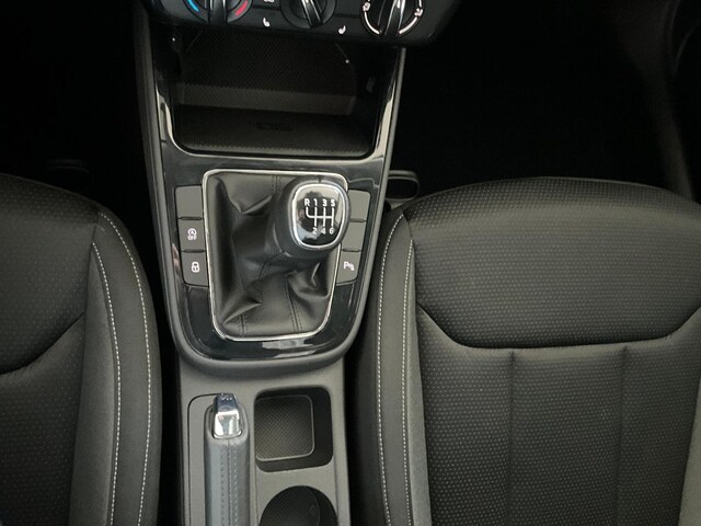 Skoda Fabia FABIA        AMB  TS81/1.0 M6F