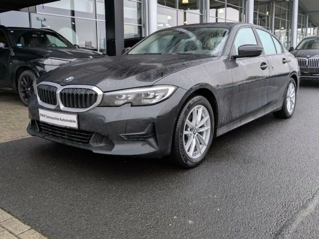 BMW 320 320d Advantage pakket Sedan xDrive