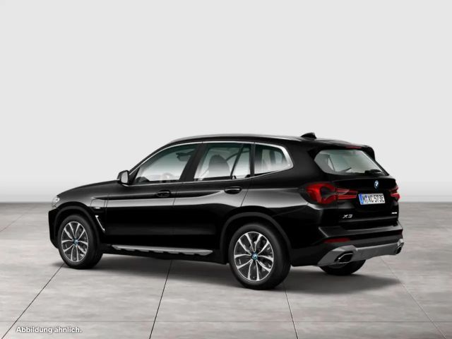 BMW X3 xDrive30e