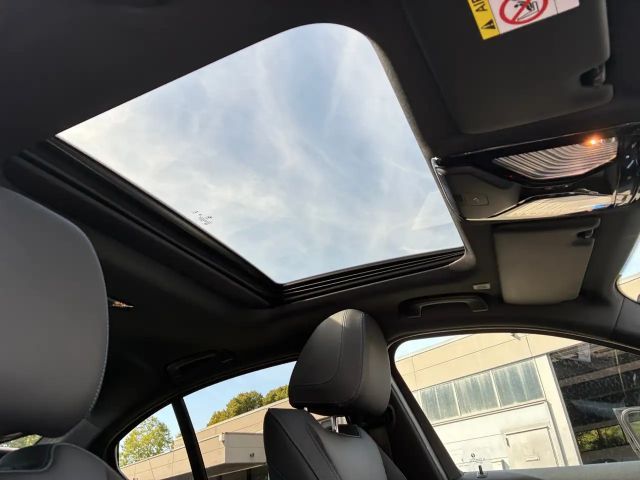 BMW 320 320d M-Sport Sedan xDrive