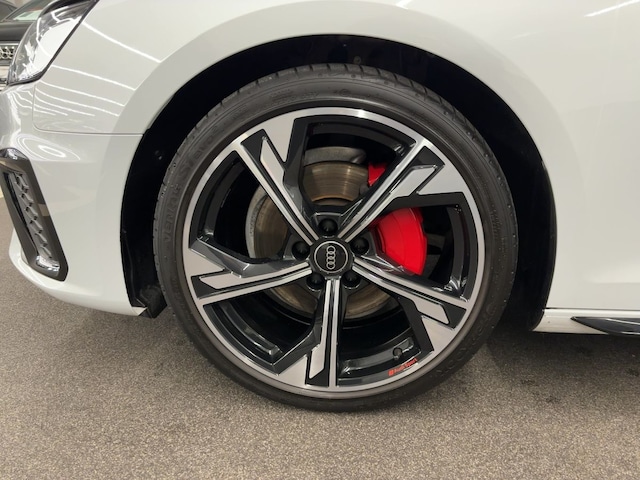 Audi A4 40 TFSI Avant S-Line S-Tronic