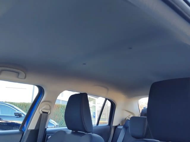 Suzuki Swift Club Hybrid