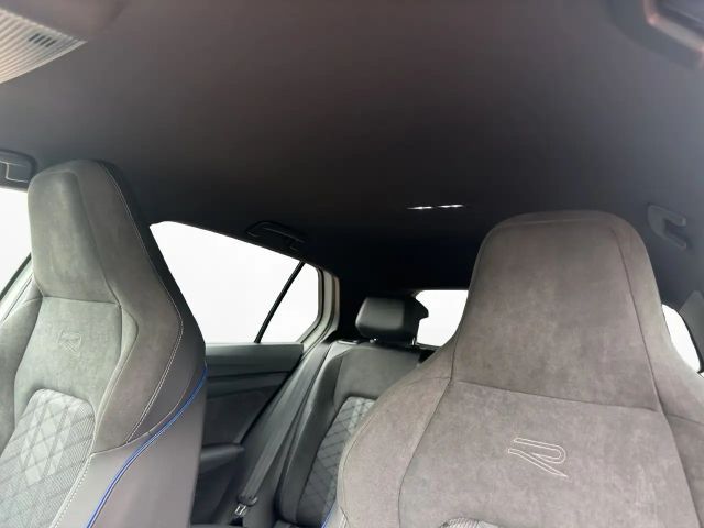 Volkswagen Golf DSG Golf VIII IQ.Drive R-Line