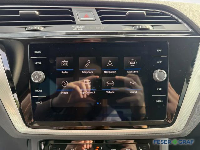 Volkswagen Touran IQ.Drive Move R-Line