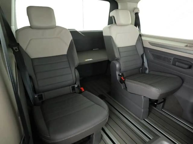 Volkswagen Multivan Lang Style T7