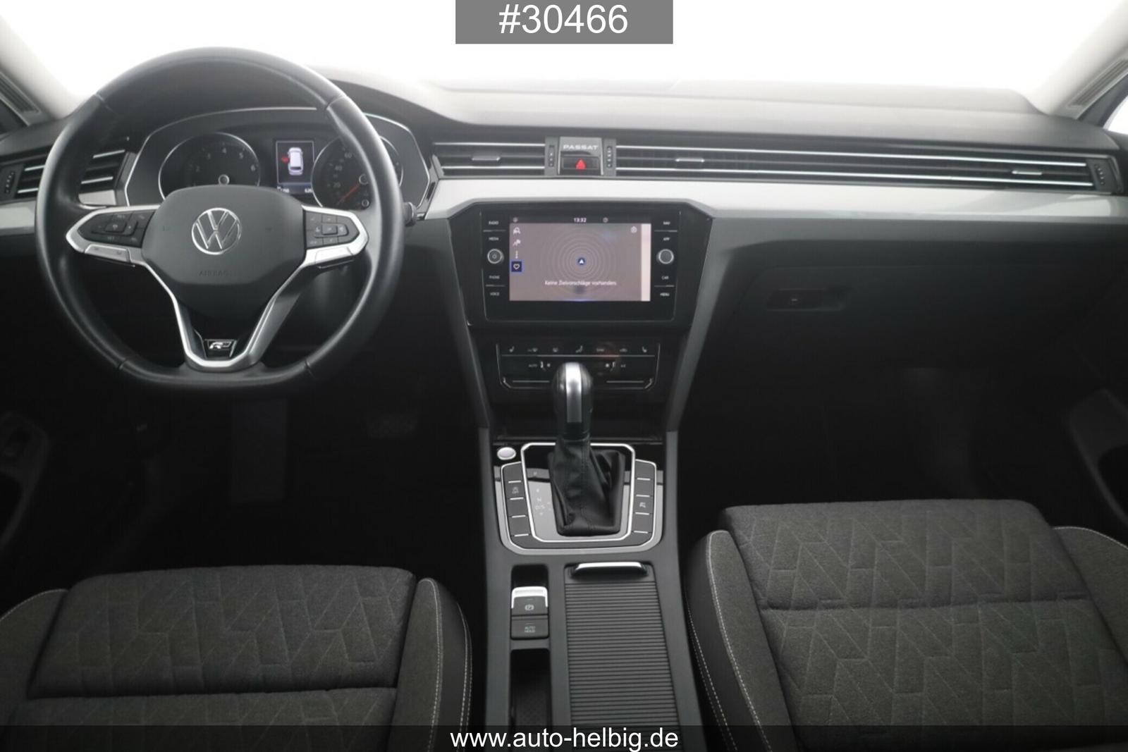 Volkswagen Passat 1.5 TSI R-Line Variant
