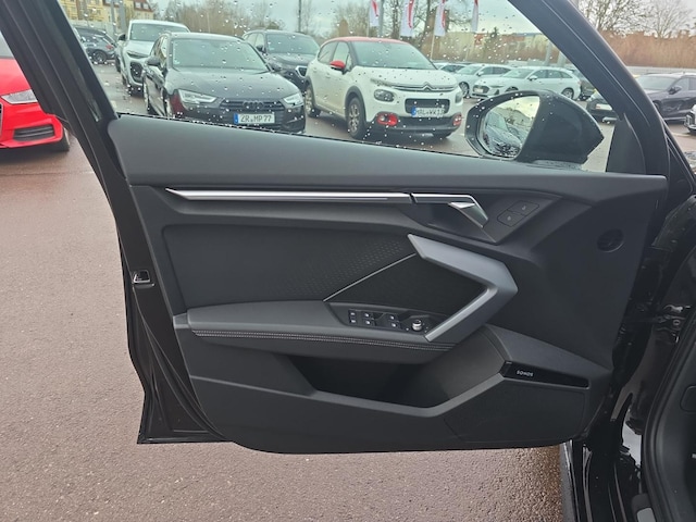 Audi A3 35 TFSI S-Line S-Tronic Sportback