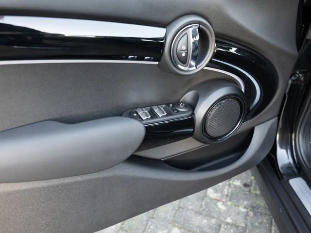 MINI Cooper FACELIFT LED PDC KLIMA Essential Trim