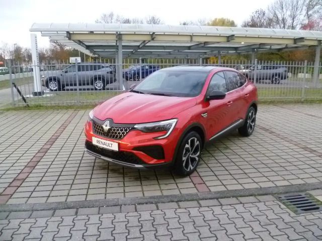 Renault Arkana EDC Hybrid Techno