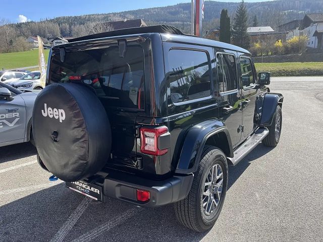 Jeep Wrangler 4xe Sahara
