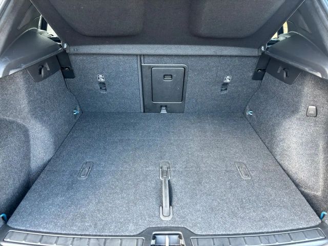 Volvo XC40 Dark Plus