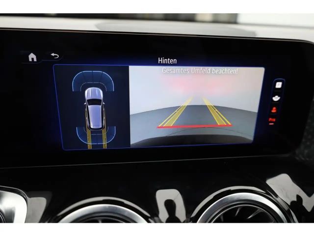 Mercedes-Benz EQB 300 4MATIC Progressive