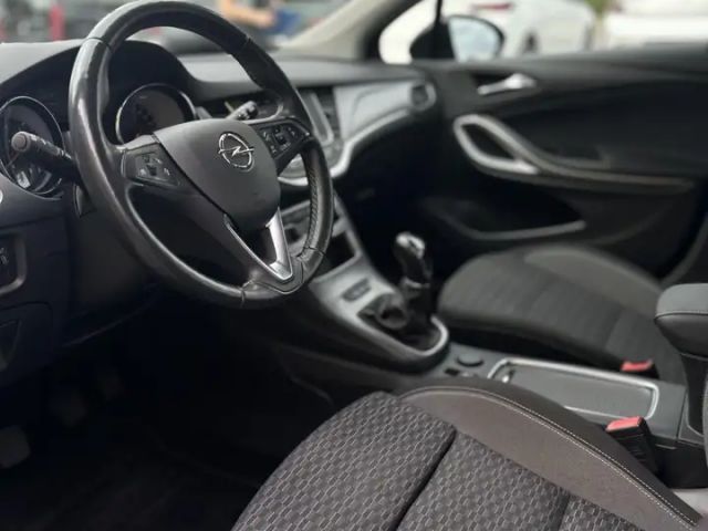 Opel Astra Edition Sports Tourer