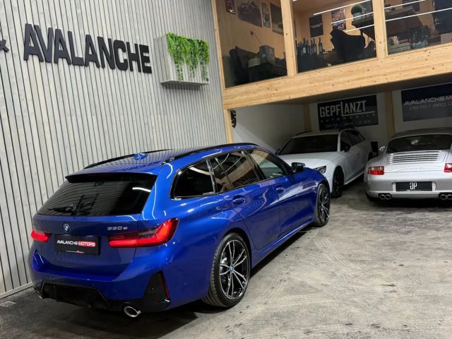 BMW 330 330e M-Sport Touring xDrive