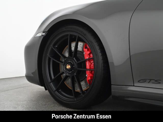 Porsche 992 4 Cabrio Carrera GTS