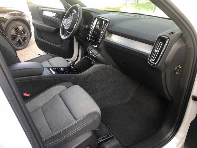 Volvo XC40 Dark Plus