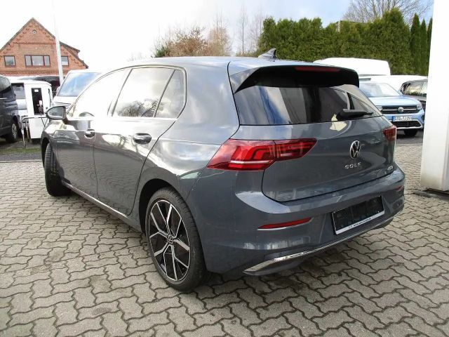 Volkswagen Golf 1.5 eTSI DSG Golf VIII