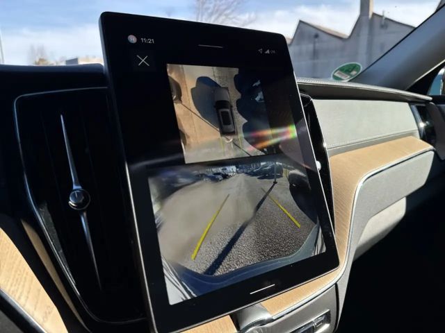 Volvo XC60 AWD Dark Ultra