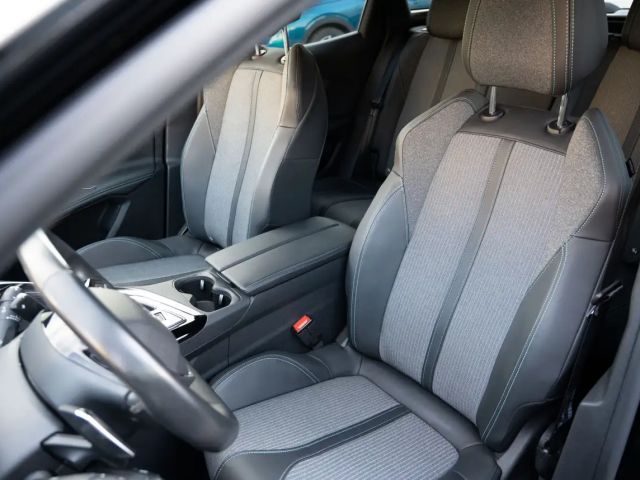 Peugeot 3008 Allure Pack EAT8 PureTech