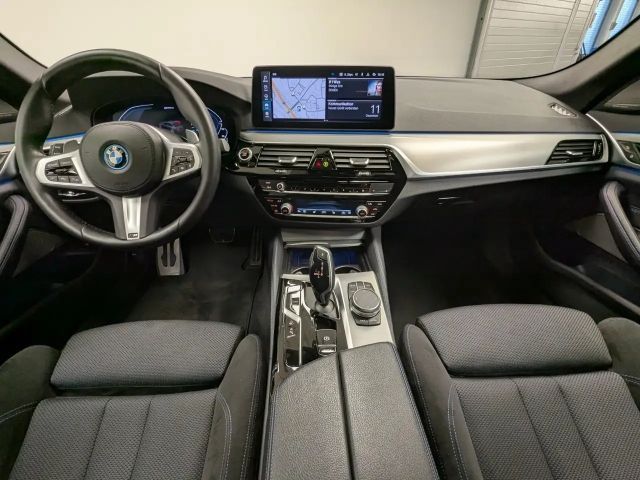 BMW 530 530e M-Sport Sedan xDrive