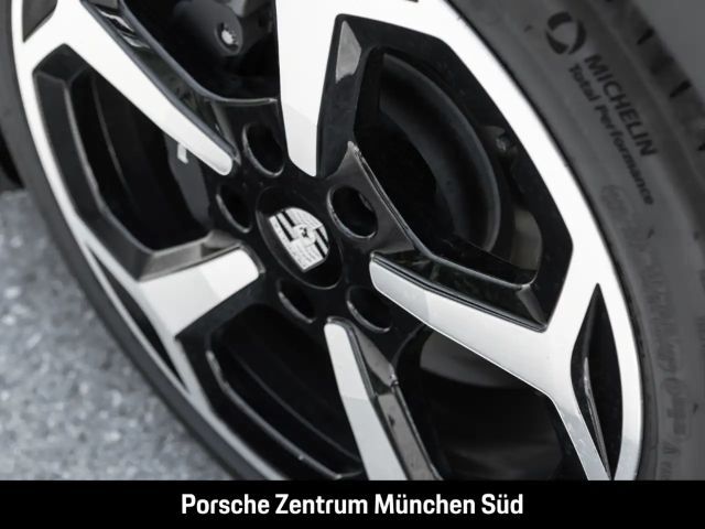 Porsche Taycan 4 Cross Turismo