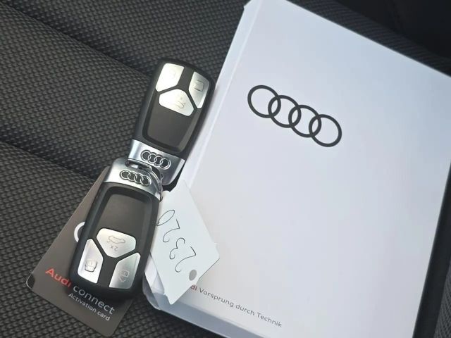 Audi A4 30 TDI Sedan