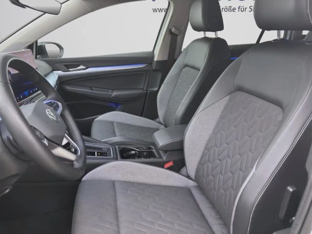 Volkswagen Golf 1.5 eTSI DSG Variant