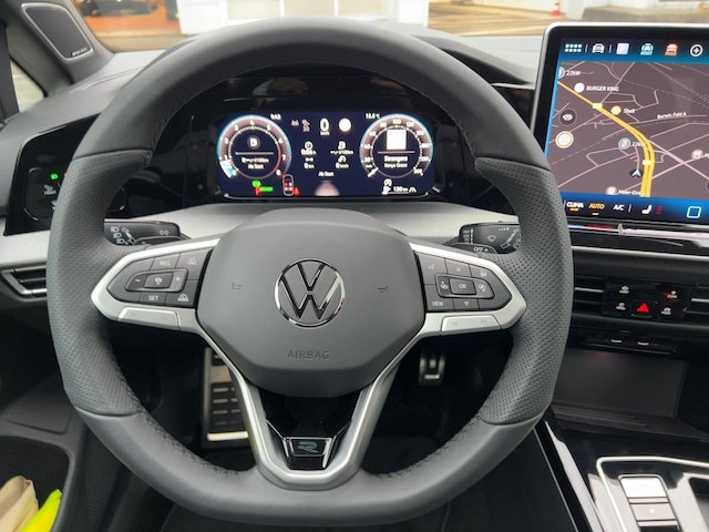 Volkswagen Golf 1.5 eTSI DSG