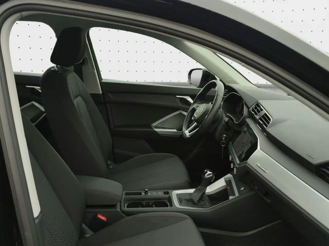 Audi Q3 45*Navi*Alu*PDC*Virtual Cockkpit*Kamer