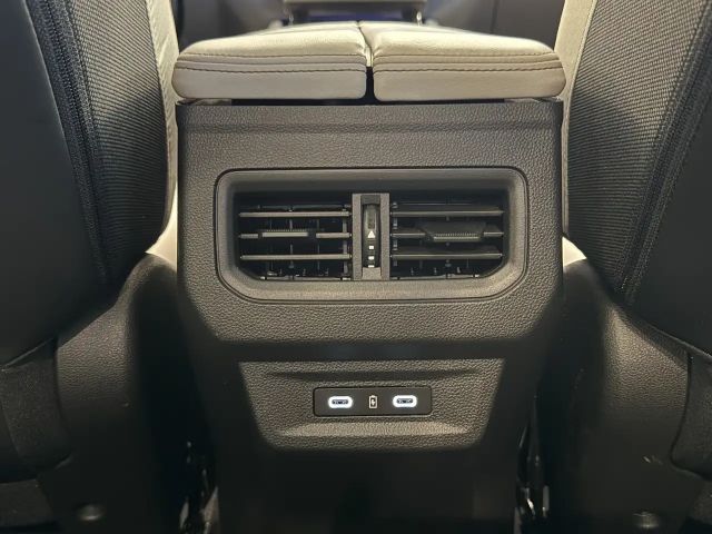 Renault Espace Hybrid Iconic