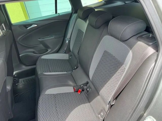 Opel Astra 1.5 Turbo Edition Sports Tourer