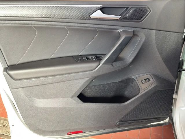 Volkswagen Tiguan 1.5 TSI DSG R-Line