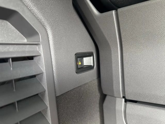 Volkswagen Multivan Business T7