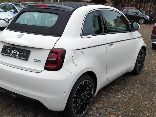 Fiat 500e La Prima by Bocelli