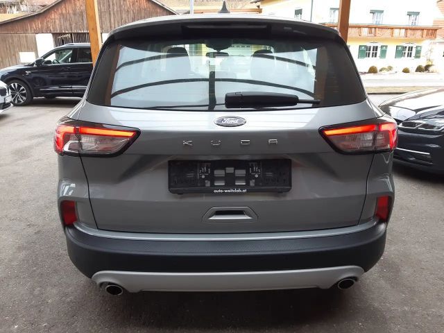 Ford Kuga Cool & Connect