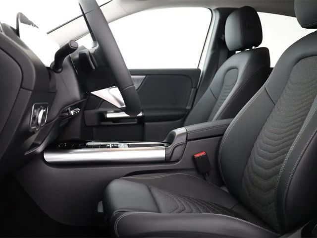 Mercedes-Benz GLA 180 Progressive