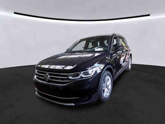 Volkswagen Tiguan BI-COLOUR*AHK*PANO*NAVI*MATRIX