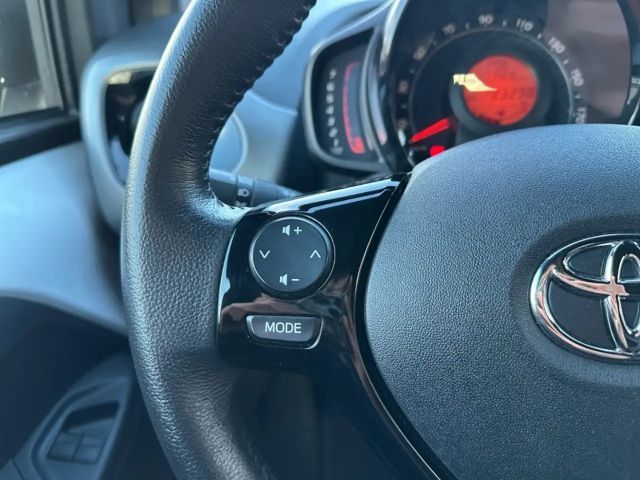 Toyota Aygo Hatchback X-final