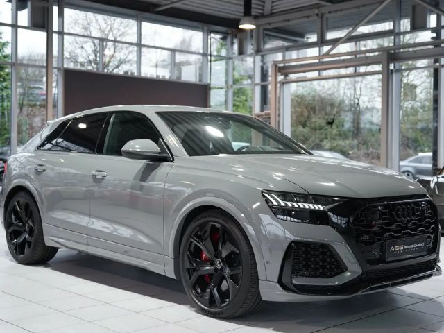 Audi RS Q8 Quattro