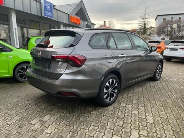 Fiat Tipo CityCross Life