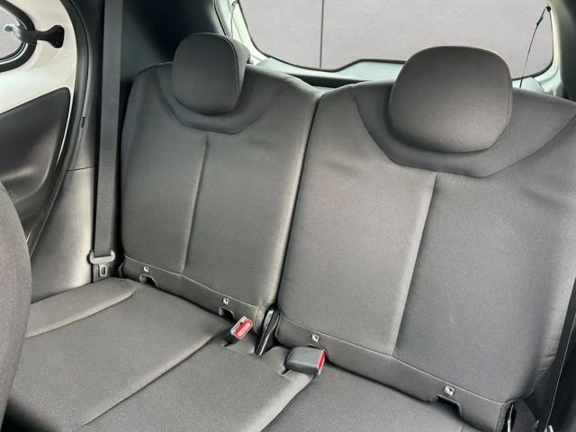 Toyota Aygo X Hatchback Play X-play