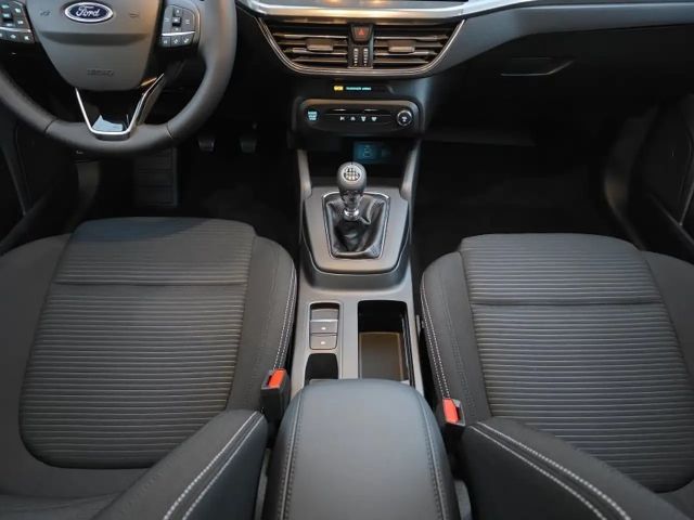Ford Focus 1,0 125PS ACC/Kamera/LED/Navi/Winterp.     **