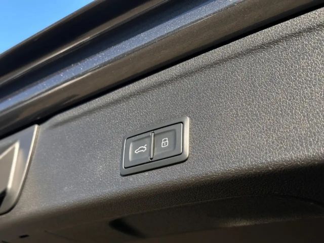 Audi A4 40 TFSI Avant Quattro