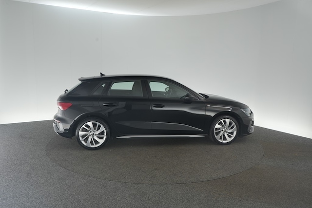 Audi A3 35 TDI S-Line S-Tronic Sportback